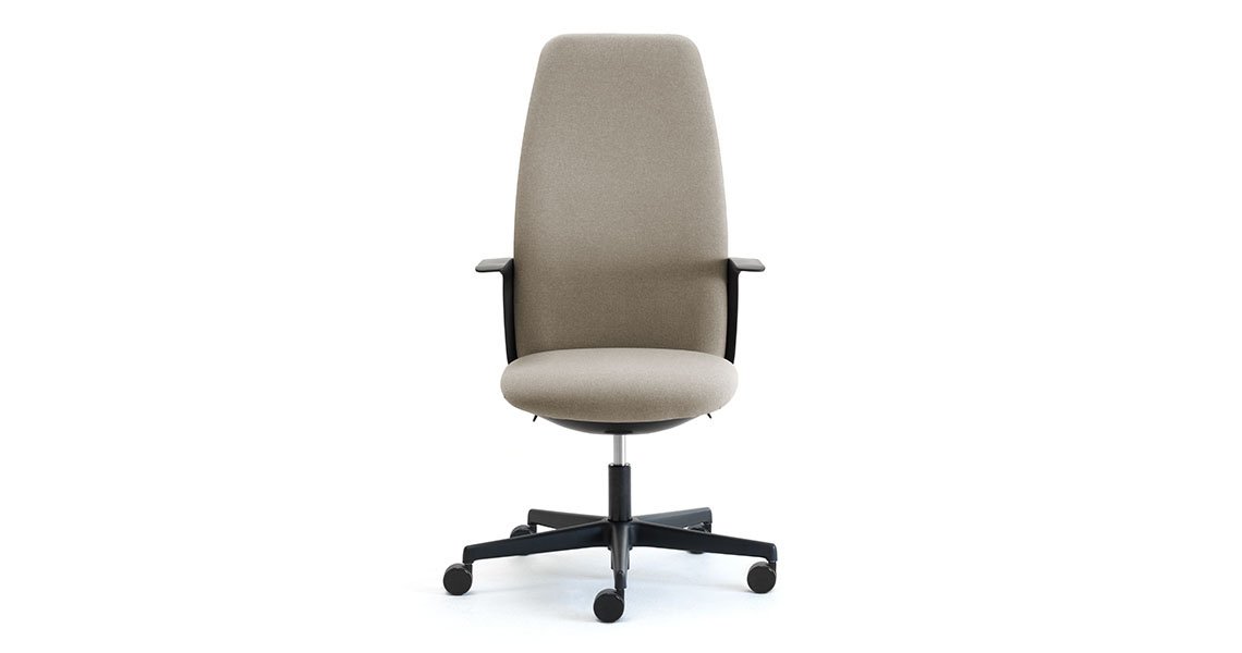 chairs-f-intensive-use-f-call-center-and-stock-trading-rooms-img-10