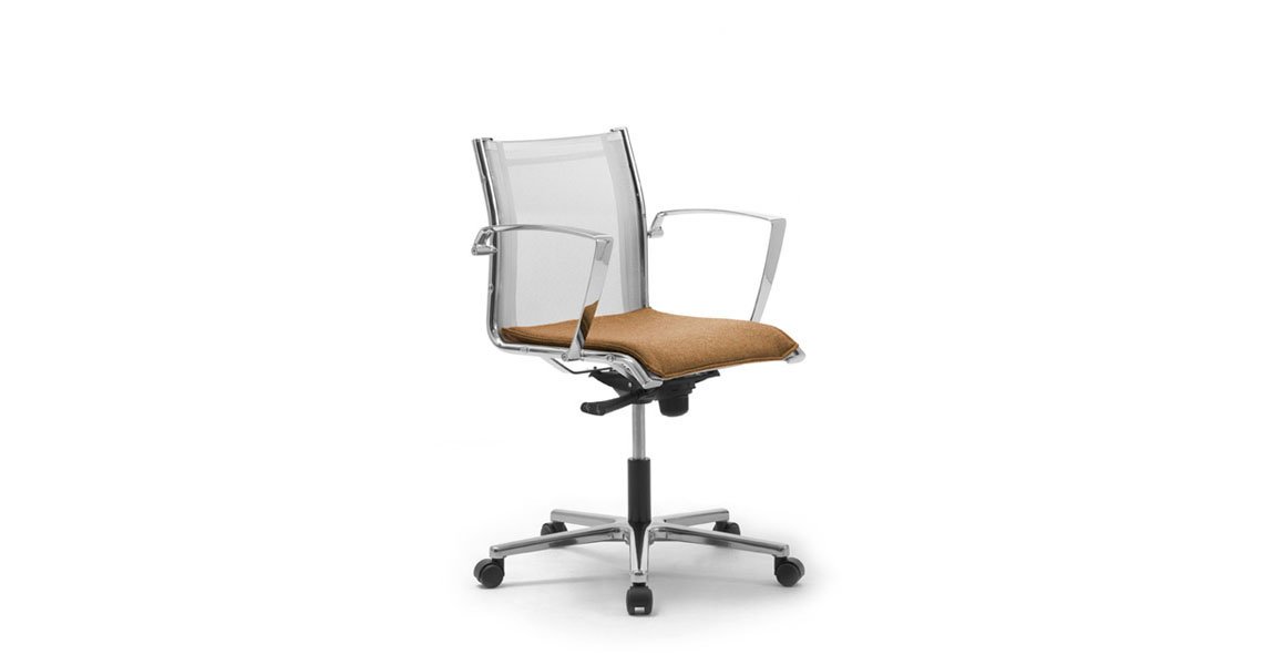 chairs-f-intensive-use-f-call-center-and-stock-trading-rooms-img-21