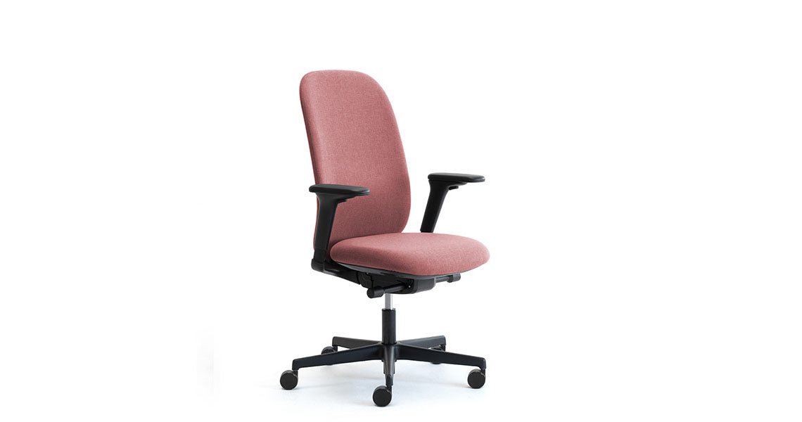 chairs-tables-f-video-gaming-room-e-sports-img-11