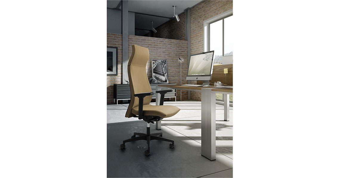 operational-and-ergonomic-office-task-seating-img-12