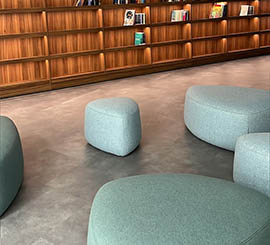 Pouf per arredo open space biblioteca