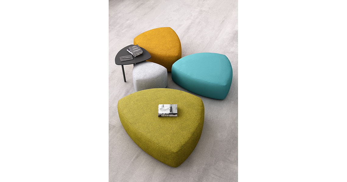pouf-colorato-p-arredo-moderno-hall-open-space-gogo-img-13