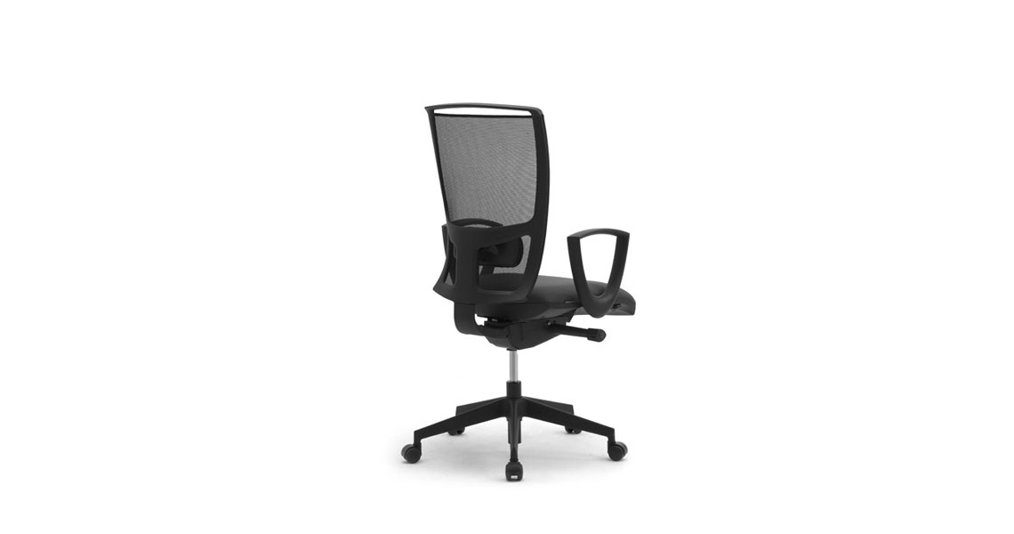 sedie-e-sedute-ergonomiche-p-ufficio-c-rete-traspirante-cometa-img-06-img-06