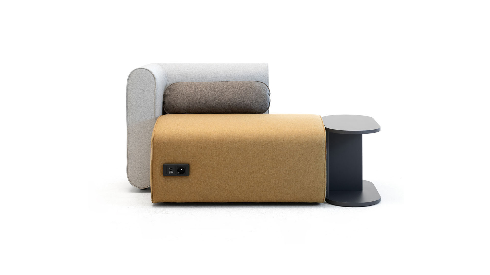 sofa-plus-modular-pouffes-f-hall-open-space-noa-img-07