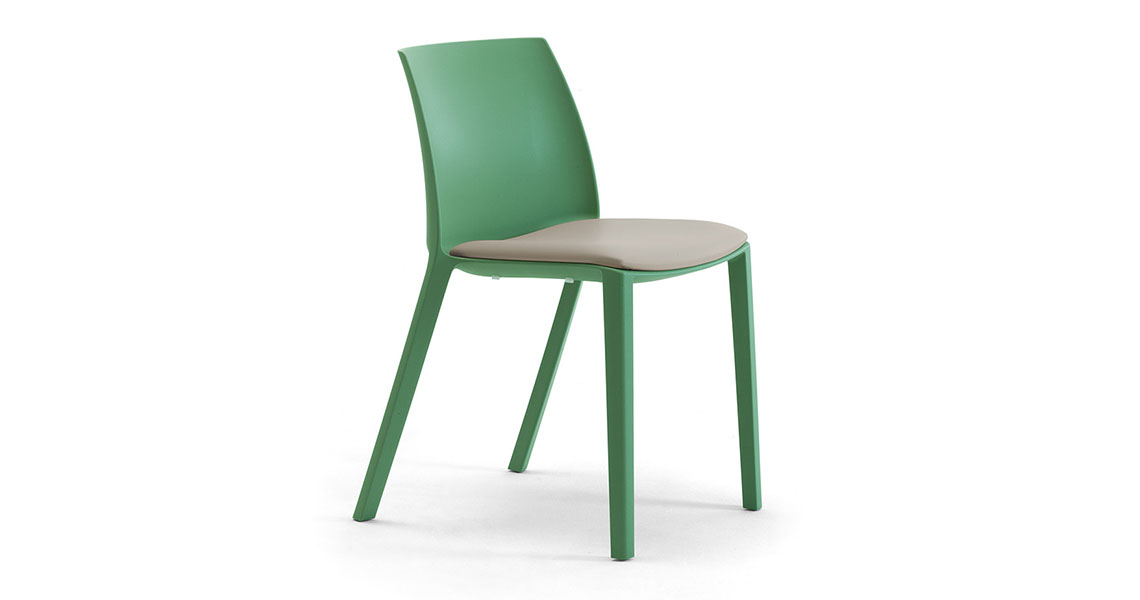 stackable-design-plastic-chair-f-outdoor-garden-greta-img-02
