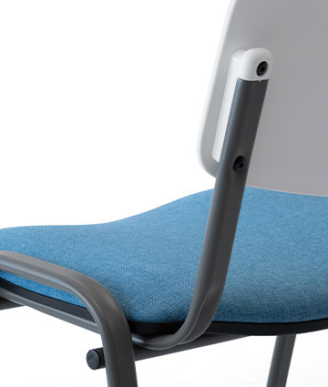 coloured-iso-chair-w-writing-tablet-f-conferences-training-sally-dettaglio-img-03