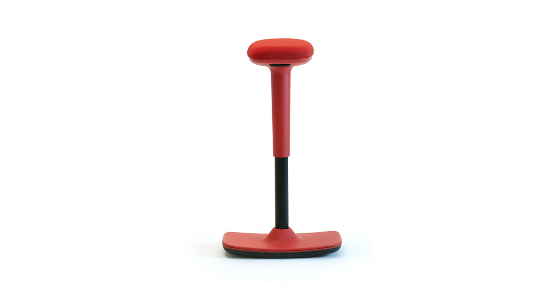 rocker-stool-w-ergonomic-sit-f-stand-up-workstation-twist-img-04