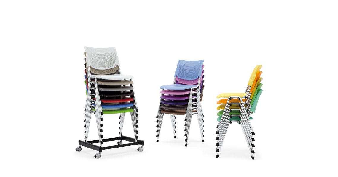 stackable-and-folding-chairs-img-12