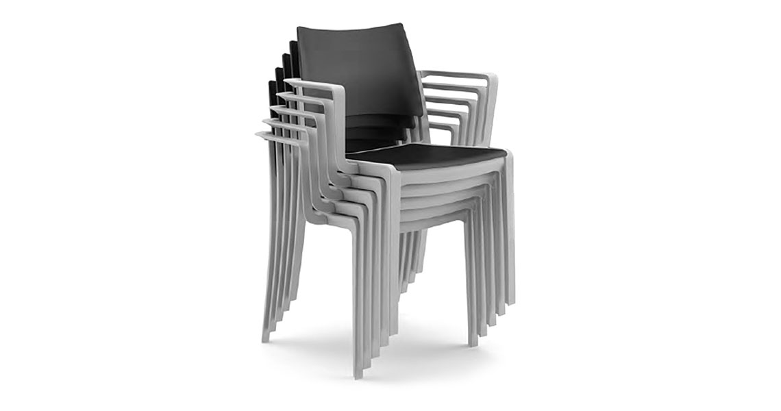 stackable-and-folding-chairs-img-15